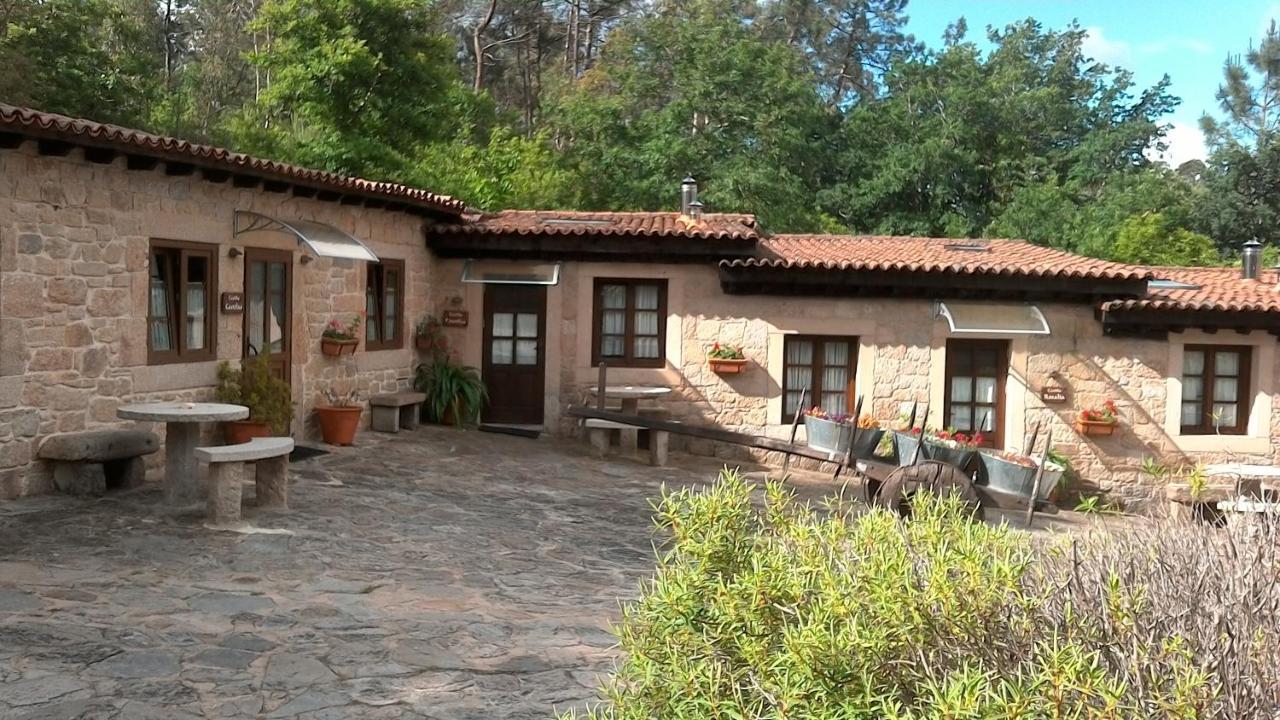 Aldea Os Muinos Guest House As Mirans Exterior photo